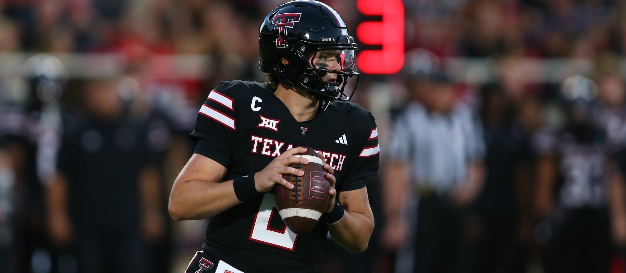 College Football DFS: Saturday Night Week 6 Slate Predictions and Picks for DraftKings and FanDuel