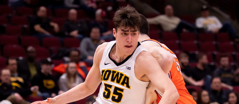 DFS College Basketball: Sunday Preview
