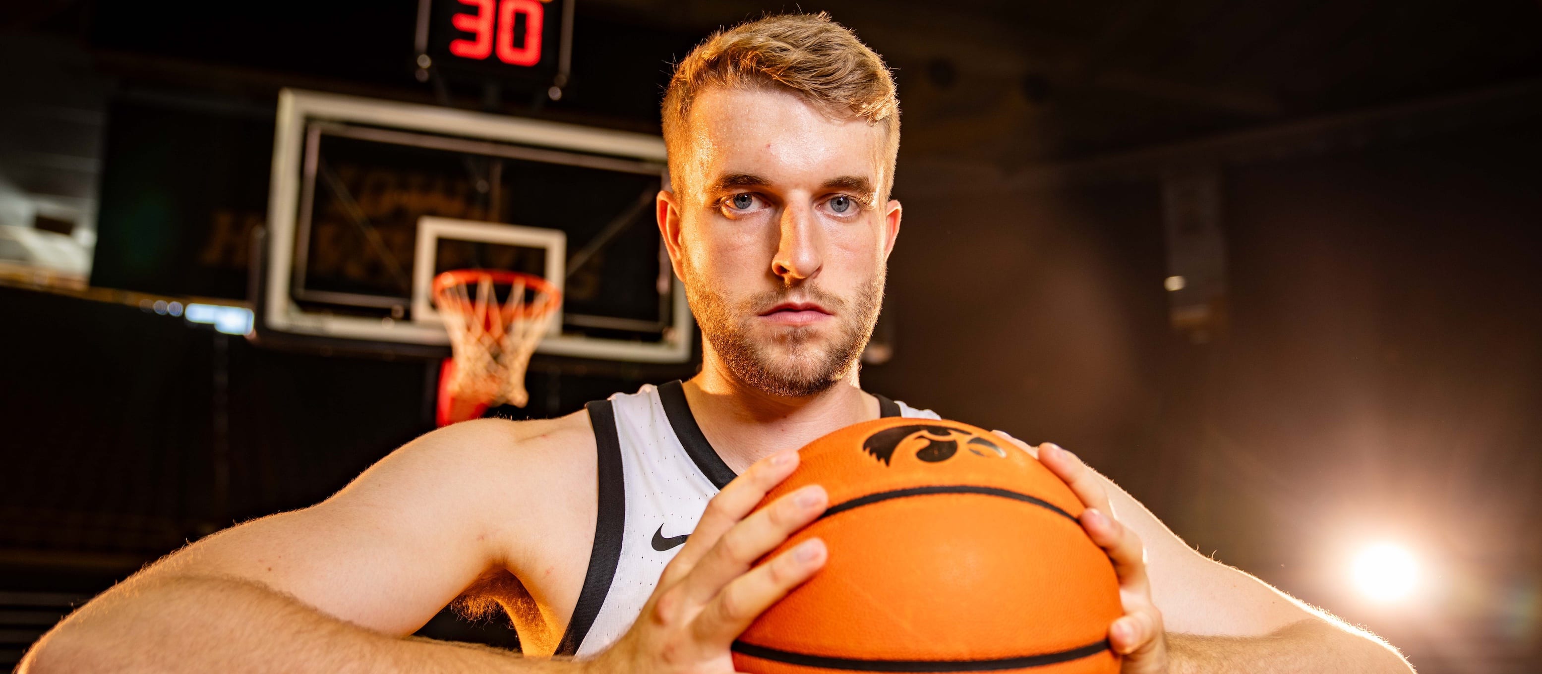 College Basketball Best Bets: Picks, Odds & Predictions for Monday, December 4