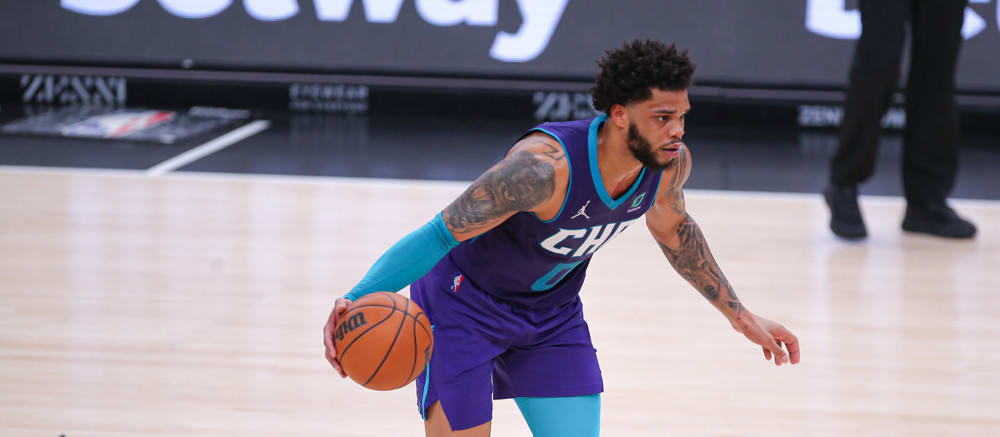 2022 NBA Free Agency Predictions: Where will Zach LaVine, Deandre Ayton, Miles Bridges and others sign?