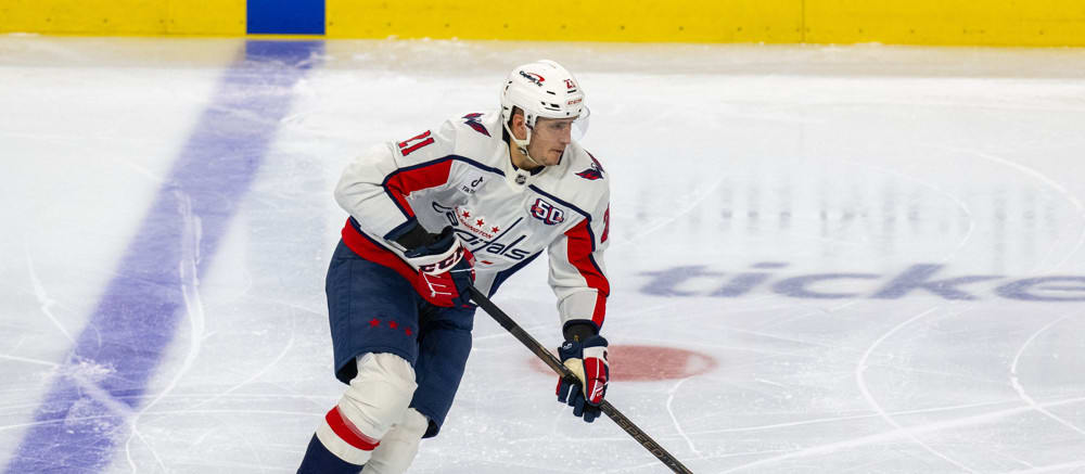 NHL DFS Picks: DraftKings Plays and Strategy for Monday, November 25