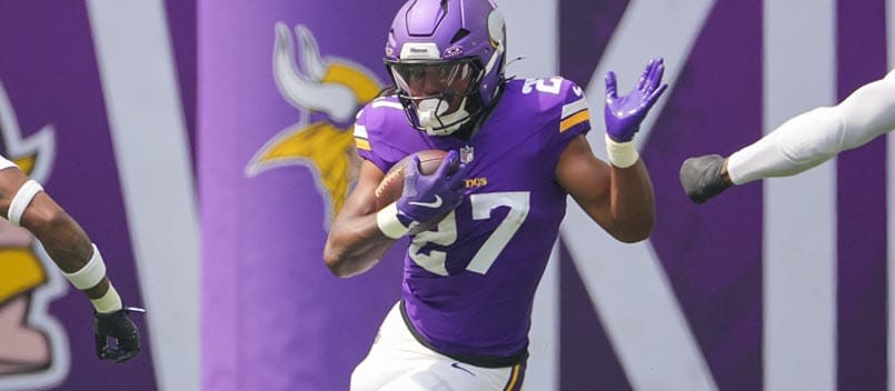 DFS Monday Night Football Breakdown: Bears vs. Vikings