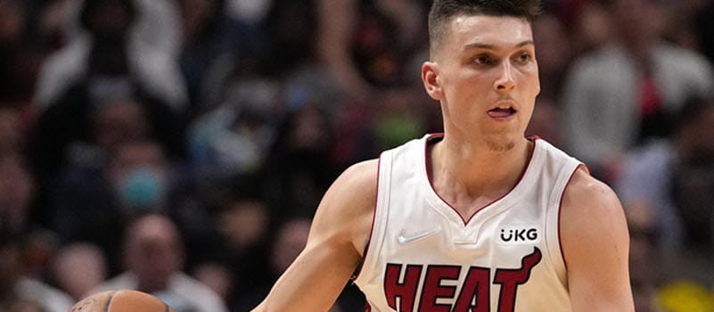 NBA DFS Picks: DraftKings Plays and Strategy for Monday, March 3