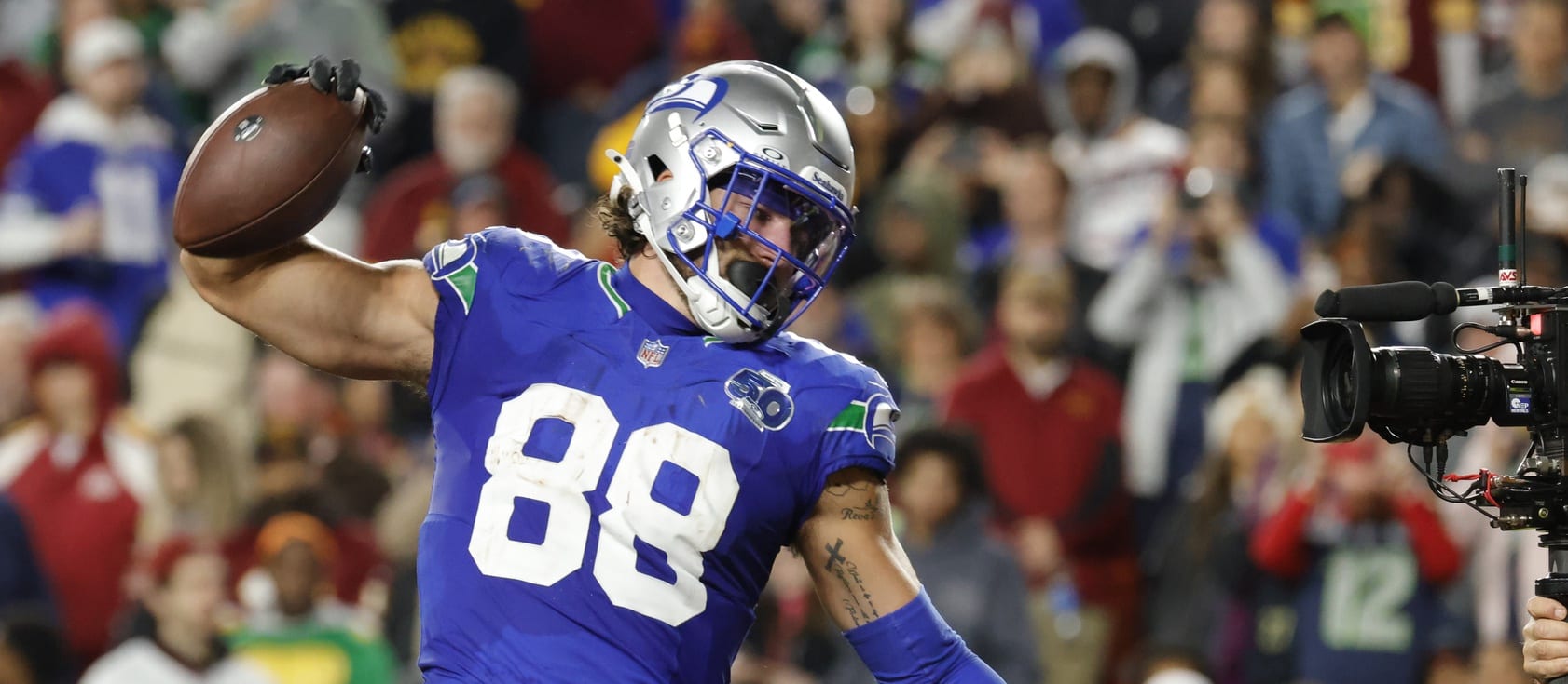 Fantasy Football Waiver Wire: Pickups for Week 12 - Tuesday Update