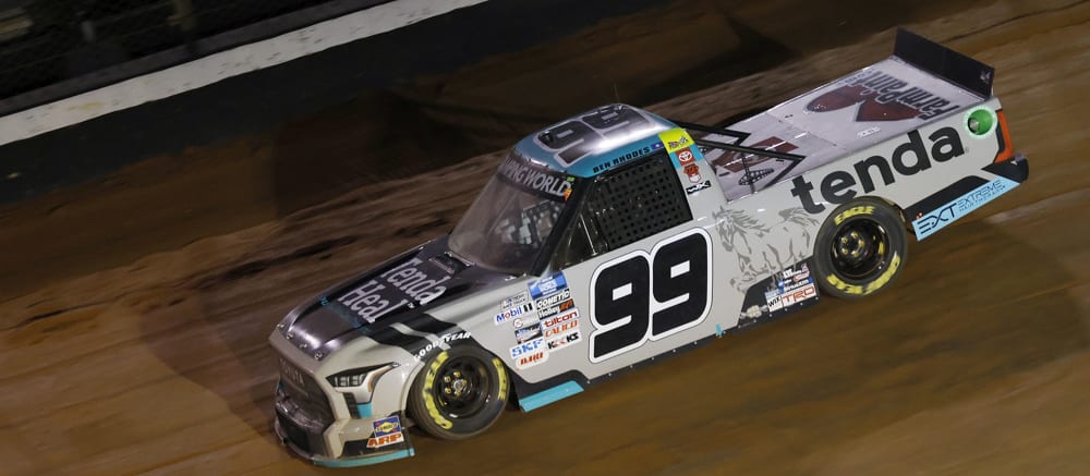 NASCAR DFS Trucks:  Weather Guard Truck Race on Dirt