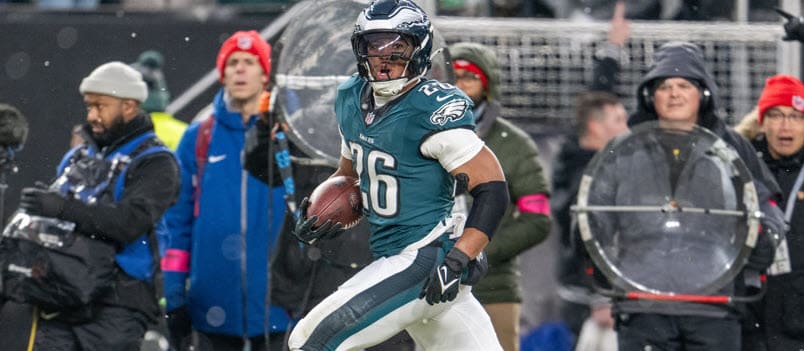 NFL DFS Picks: Yahoo Plays and Strategy for The Big Game Baller