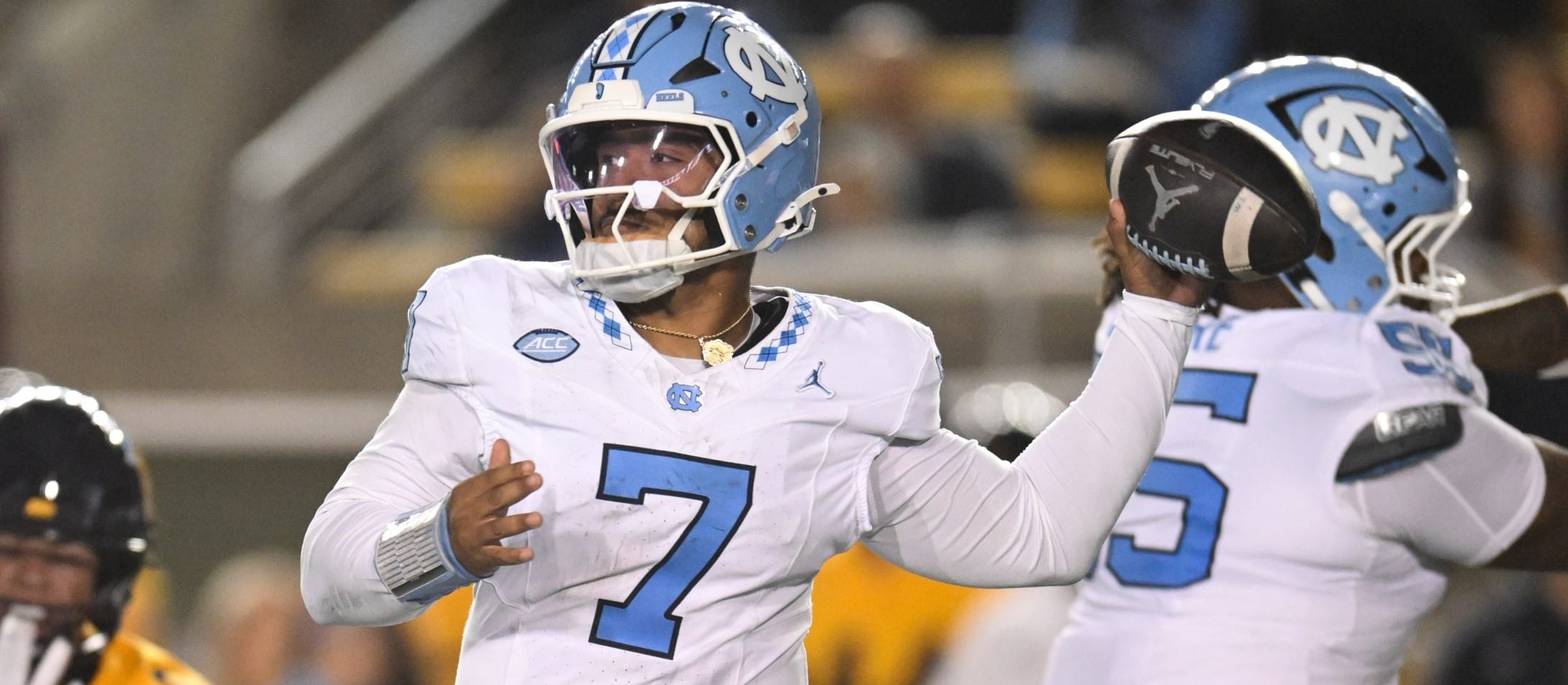 College Football DFS: Friday Week 10 Picks and Strategy for DraftKings and FanDuel