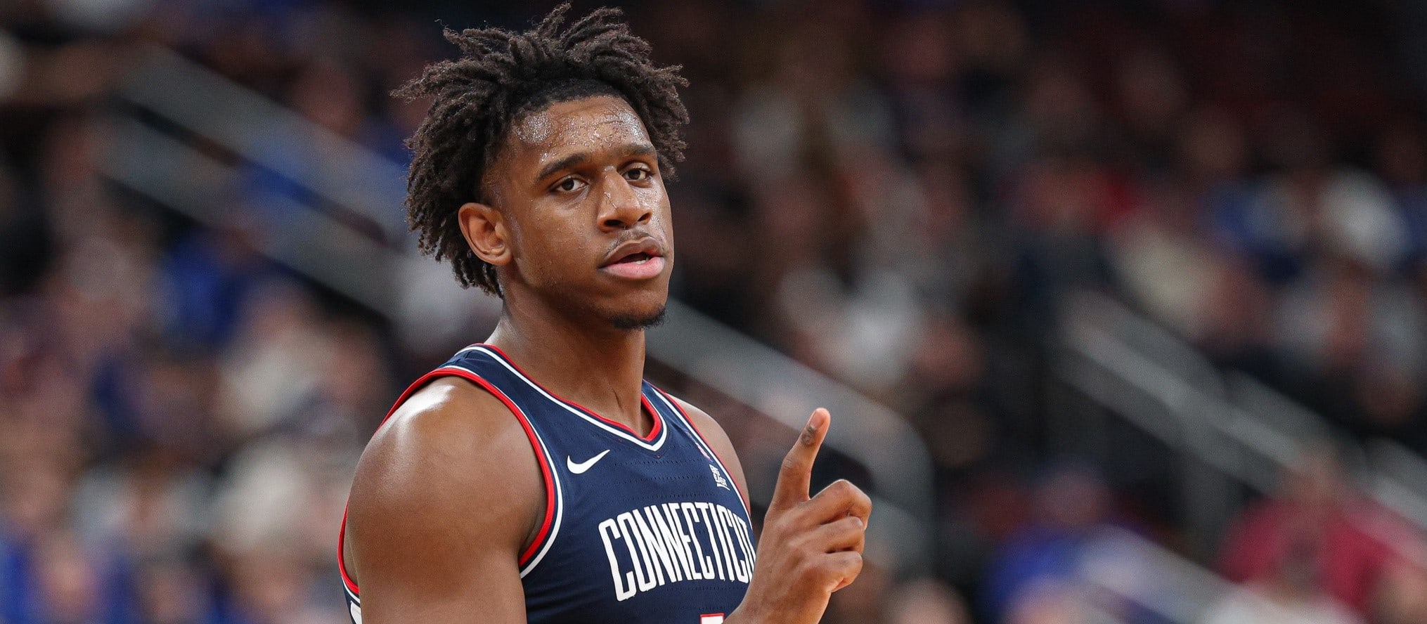 College Basketball DFS: Saturday, January 17 Picks & Predictions