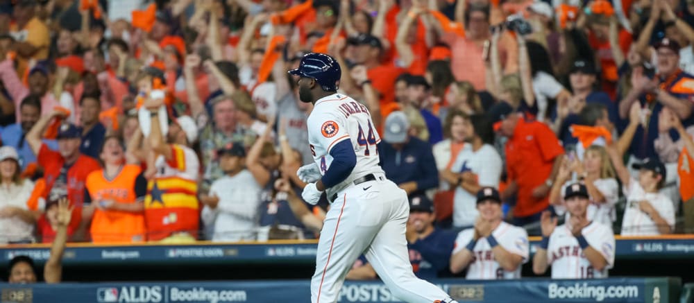 MLB DFS: Yahoo Plays and Strategy for Sunday, October 22