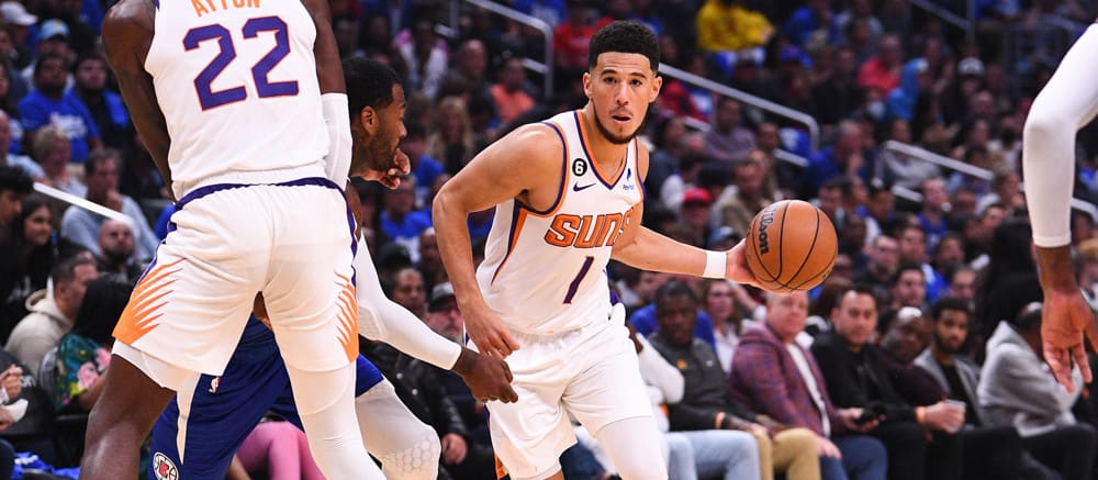 NBA DFS Picks: DraftKings Plays and Strategy for Saturday, March 25