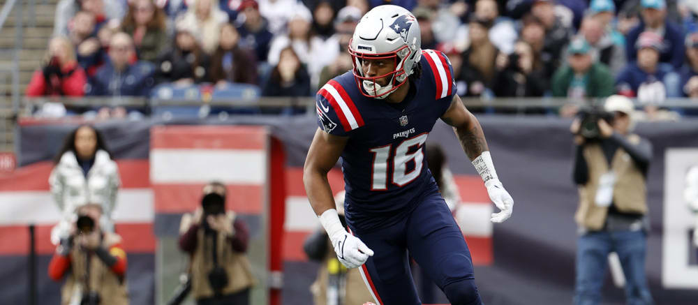 Patriots Upcoming Free Agents: Who Should The Pats Re-Sign?