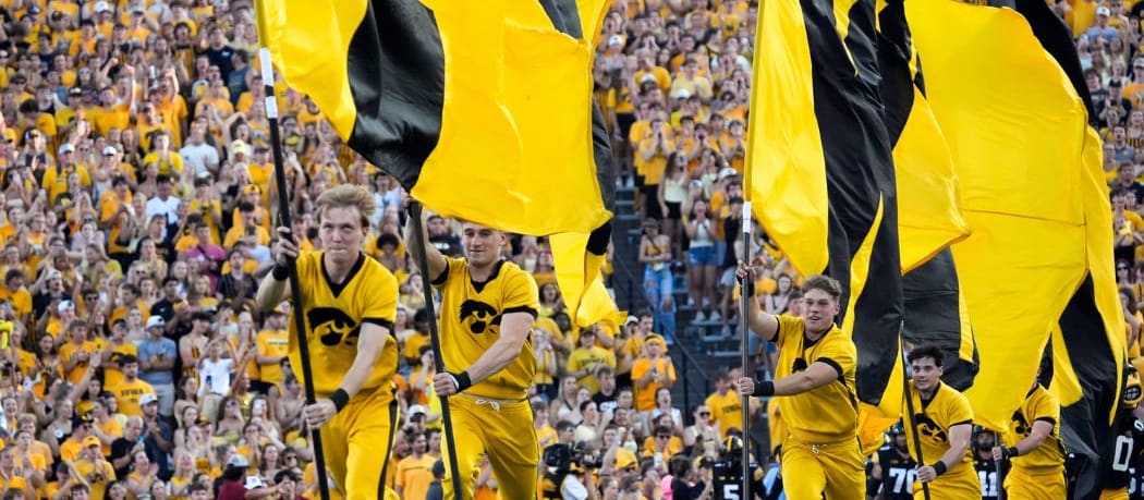 ESPN BET Promo Code: Get $100 in Bonus Bets Instantly for Iowa Hawkeyes vs. Rutgers Scarlet Knights