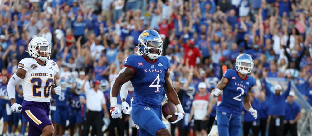 DFS College Football: DraftKings and FanDuel Picks for Tuesday, December 26