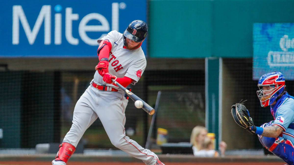 Leody Taveras strains oblique, puts spot on Rangers' opening day roster in  jeopardy