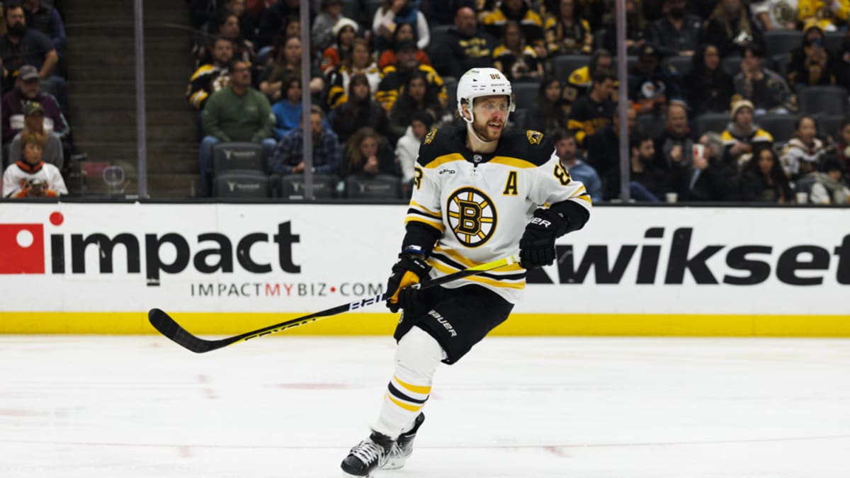 Bruins vs. Maple Leafs prediction: NHL odds, pick for Wednesday, Feb. 1