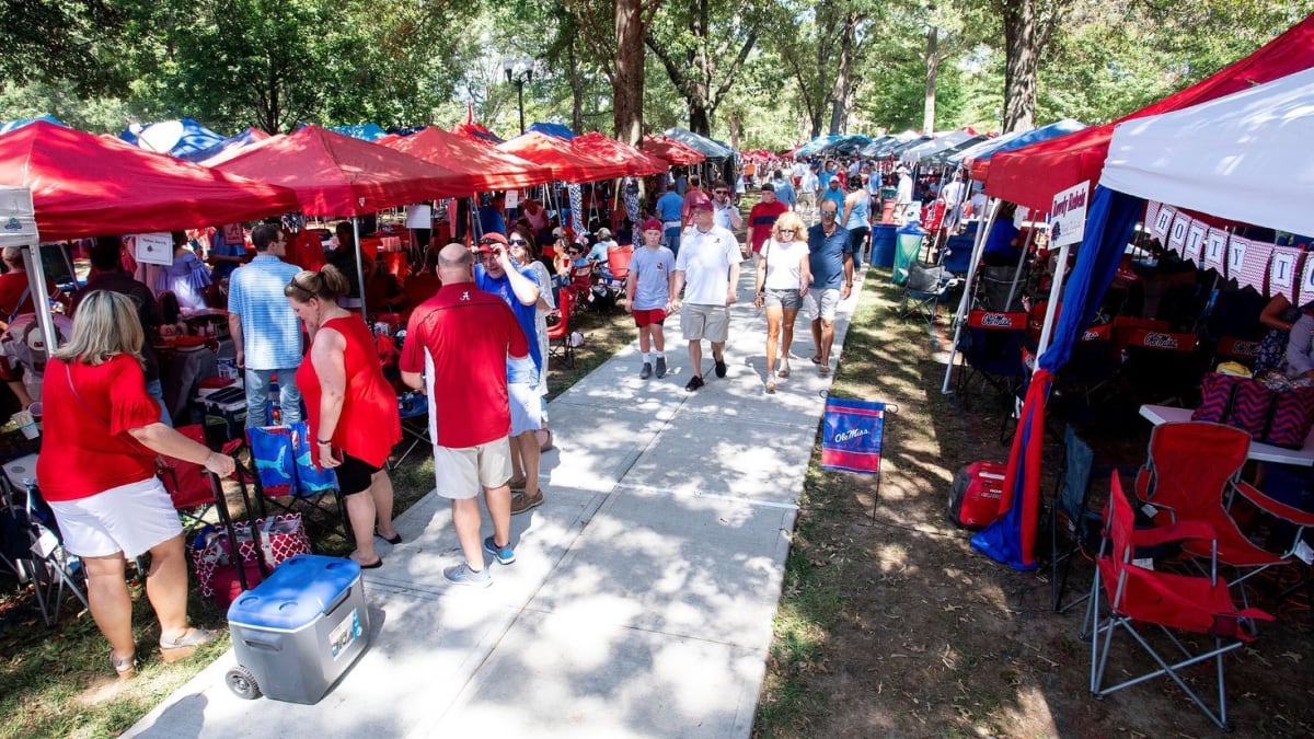 College Apparel / Tailgate Tradition / Personalized University