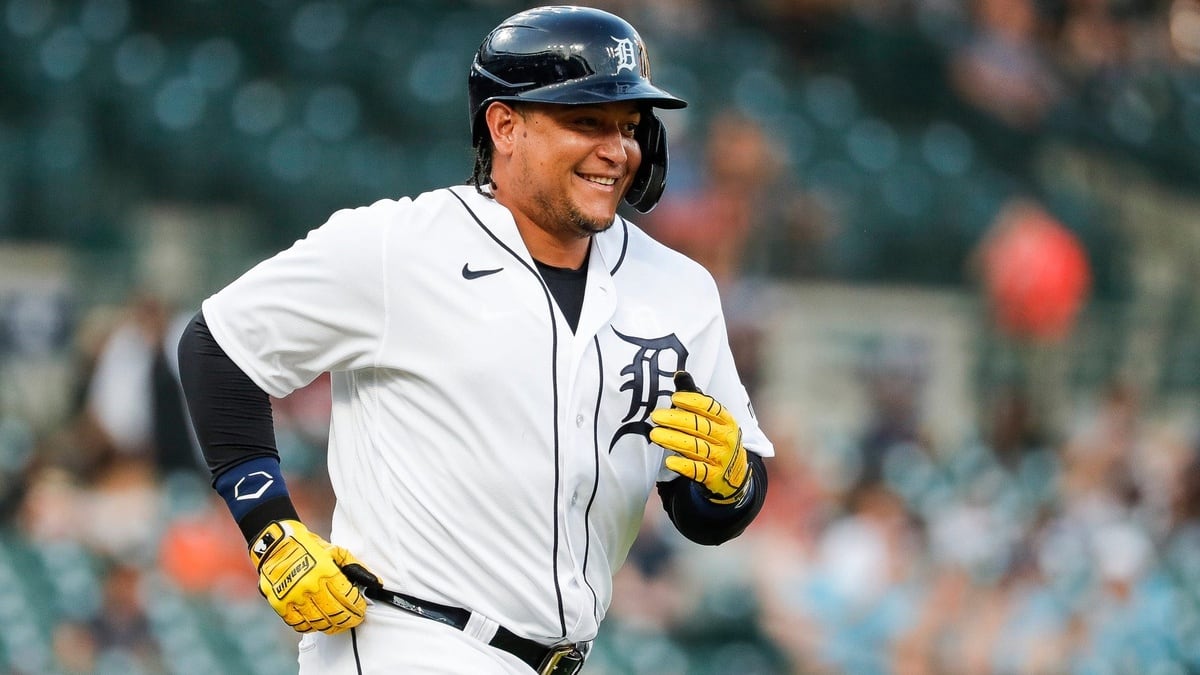 Miguel Cabrera Detroit Tigers Baseball Jersey Giveaway 