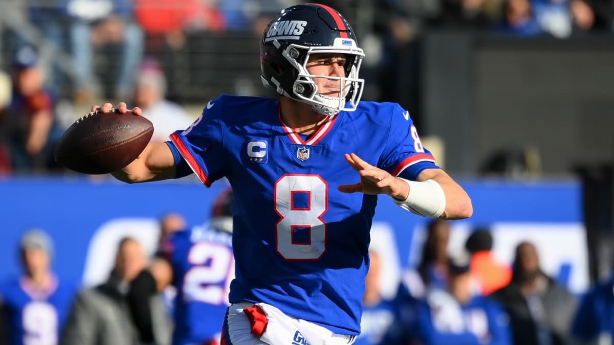 NFL DFS Picks for Monday Night Showdown, Seahawks vs Giants