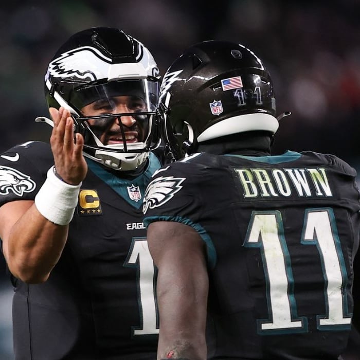 How a Fantasy Football Draft Kit and Draft Assistant Work Together for a Perfect Draft Day