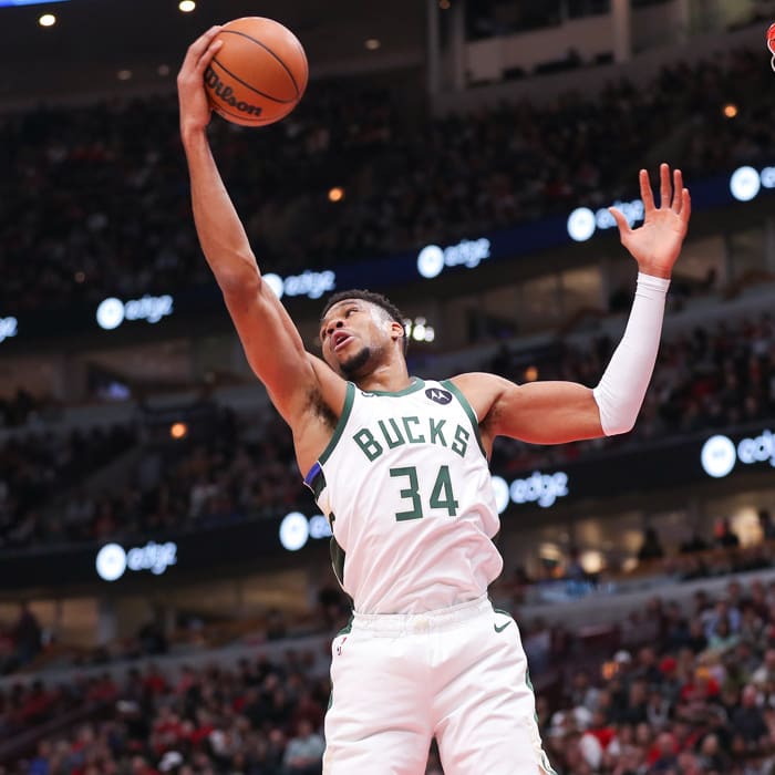 NBA DFS Picks: DraftKings Plays and Strategy for Tuesday, January 31