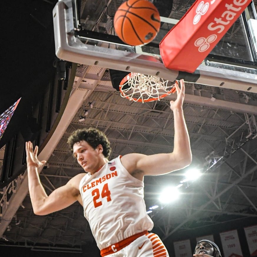 College Hoops Barometer: Risers & Fallers