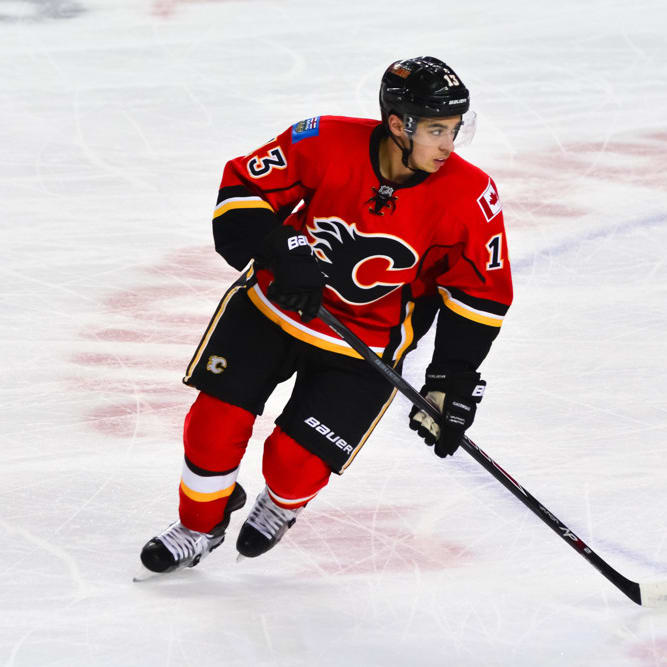 Thursday NHL DFS Breakdown: Line Stacks & Strategy