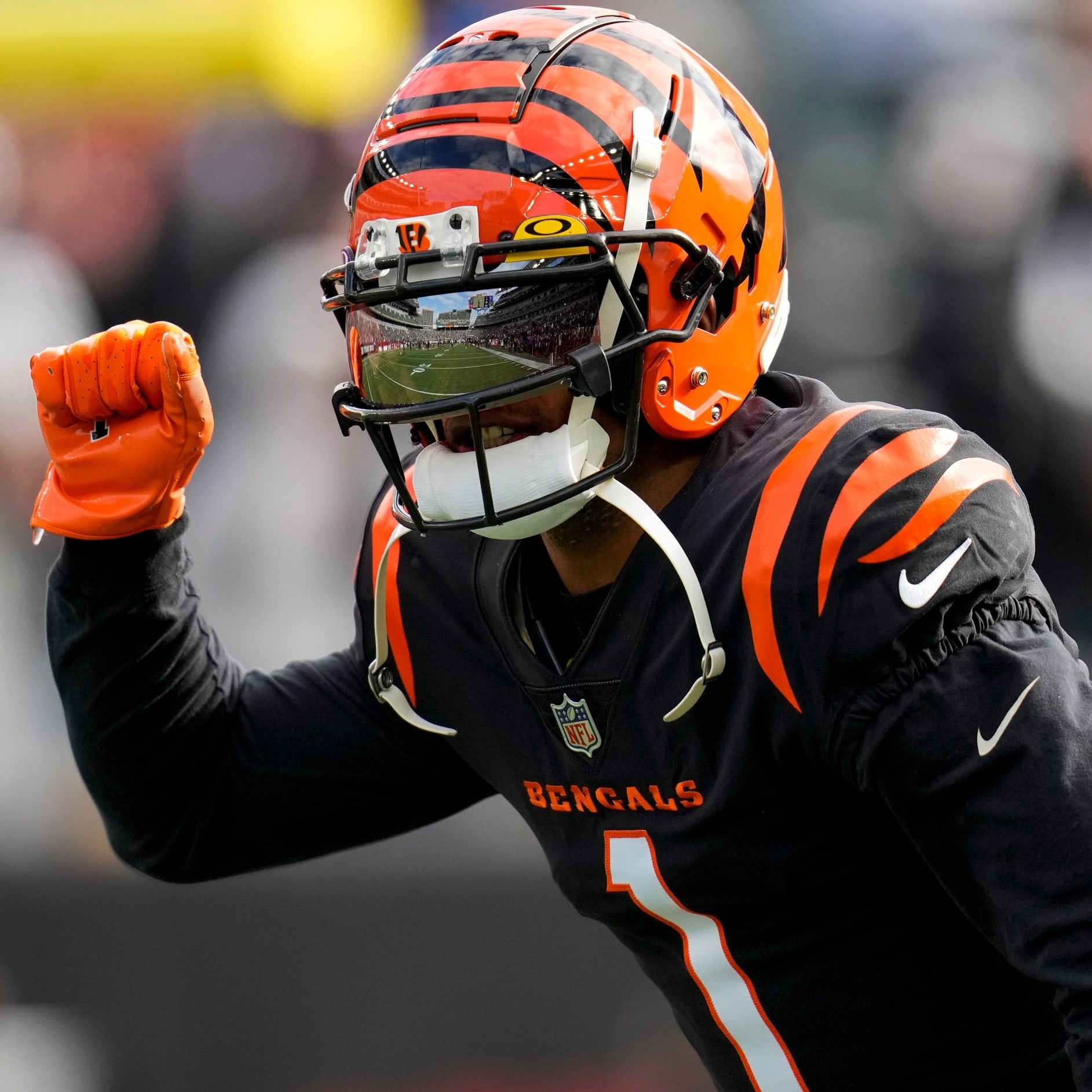 NFL DFS Picks: Yahoo Plays and Strategy for Week 14 Sunday Baller