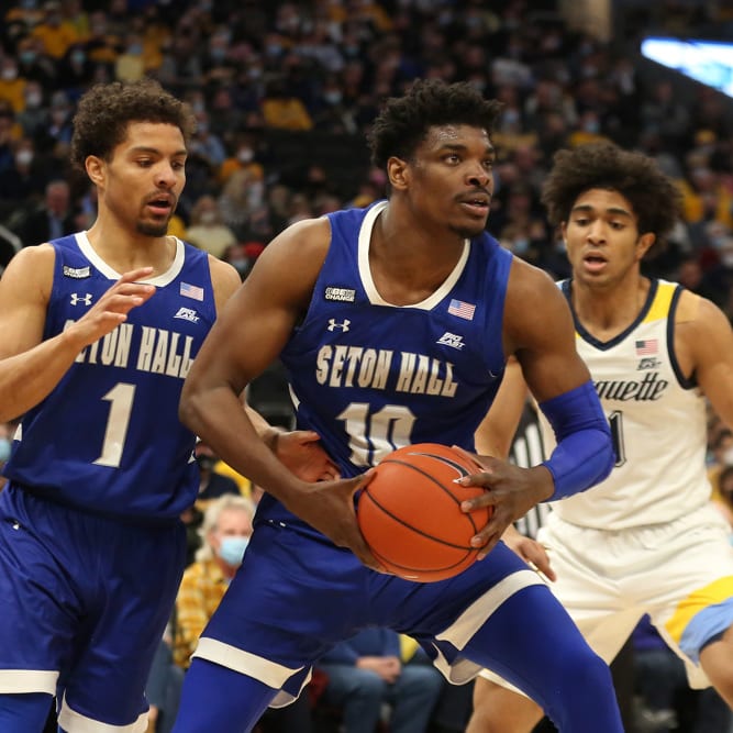 DFS College Basketball: Monday Preview