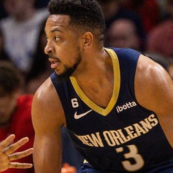 NBA DFS Picks: DraftKings Plays and Strategy for Saturday, October 28