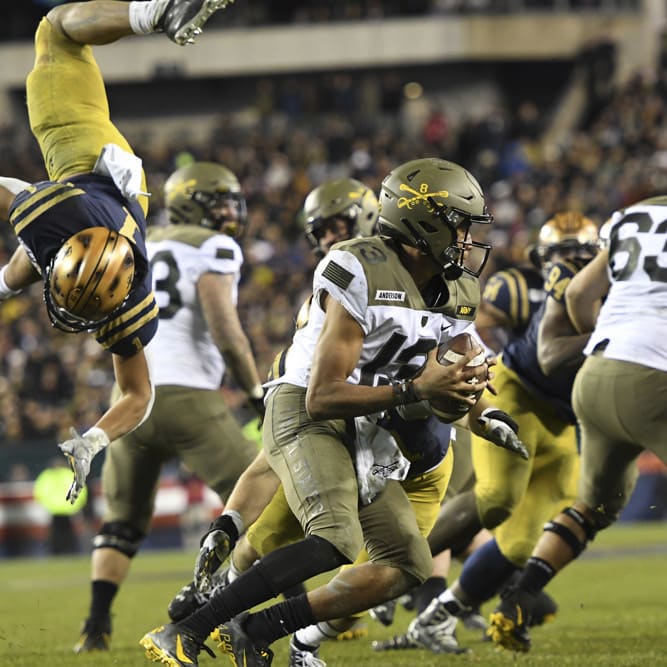 College Capper: Best Bets Week 1