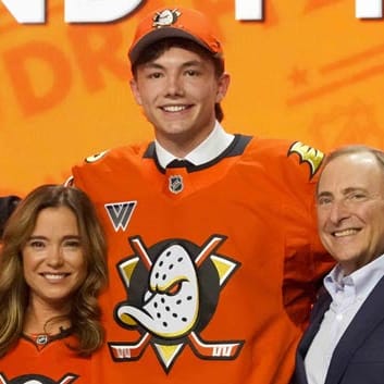 College Hockey Predictions & Top Matchups: ECAC, Big Ten Weekend