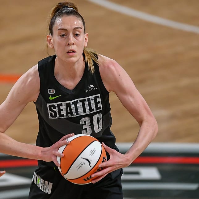 WNBA Top Shot: How To Get Started and Play Flash Challenges