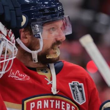 Expert NHL Betting Picks Today: Sunday, January 25