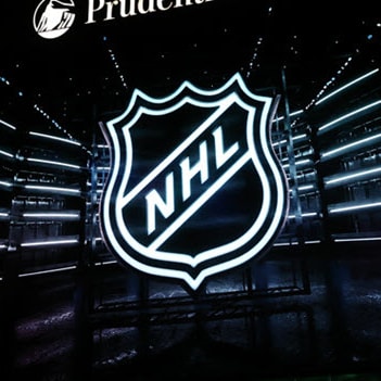 Lessons Learned From the (North) Stars: What the Arizona Coyotes Can Learn from Past NHL Relocations