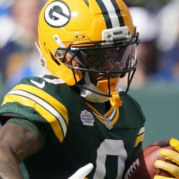 Dynasty Fantasy Football League Strategy for 2026: Eight Players to Buy or Sell