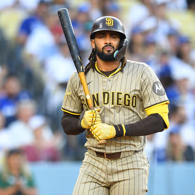 MLB DFS: DraftKings Plays and Strategy for Thursday, October 2