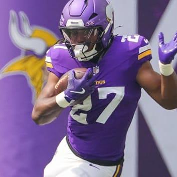 DFS Monday Night Football Breakdown: Bears vs. Vikings