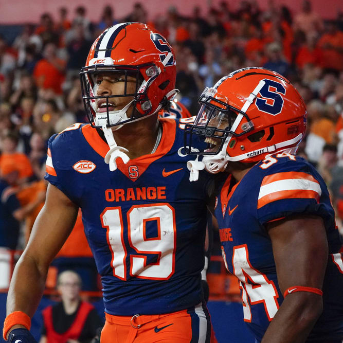 College Fantasy Football Waiver Wire: Players to Pick Up Week 5