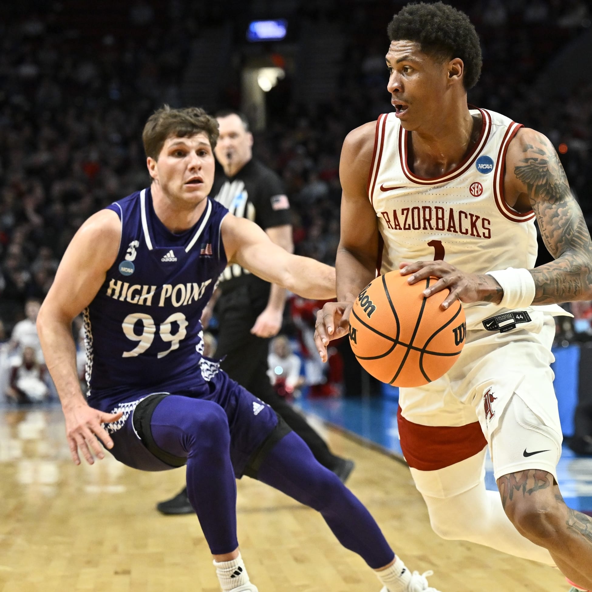 College Basketball DFS: Picks & Preview for Thursday's NCAA Tournament Sweet 16