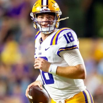 Week 3 CFB FanDuel DFS: Top Picks & Strategies for Saturday's Main Slate
