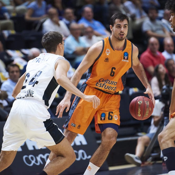 Round 23 Preview: Barcelona at Valencia