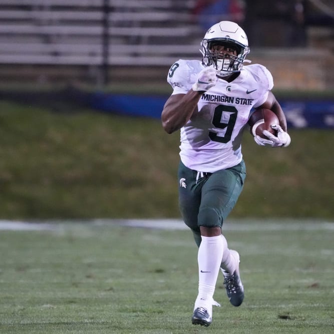 CFB Waiver Wire: Players to Pick Up Week 2