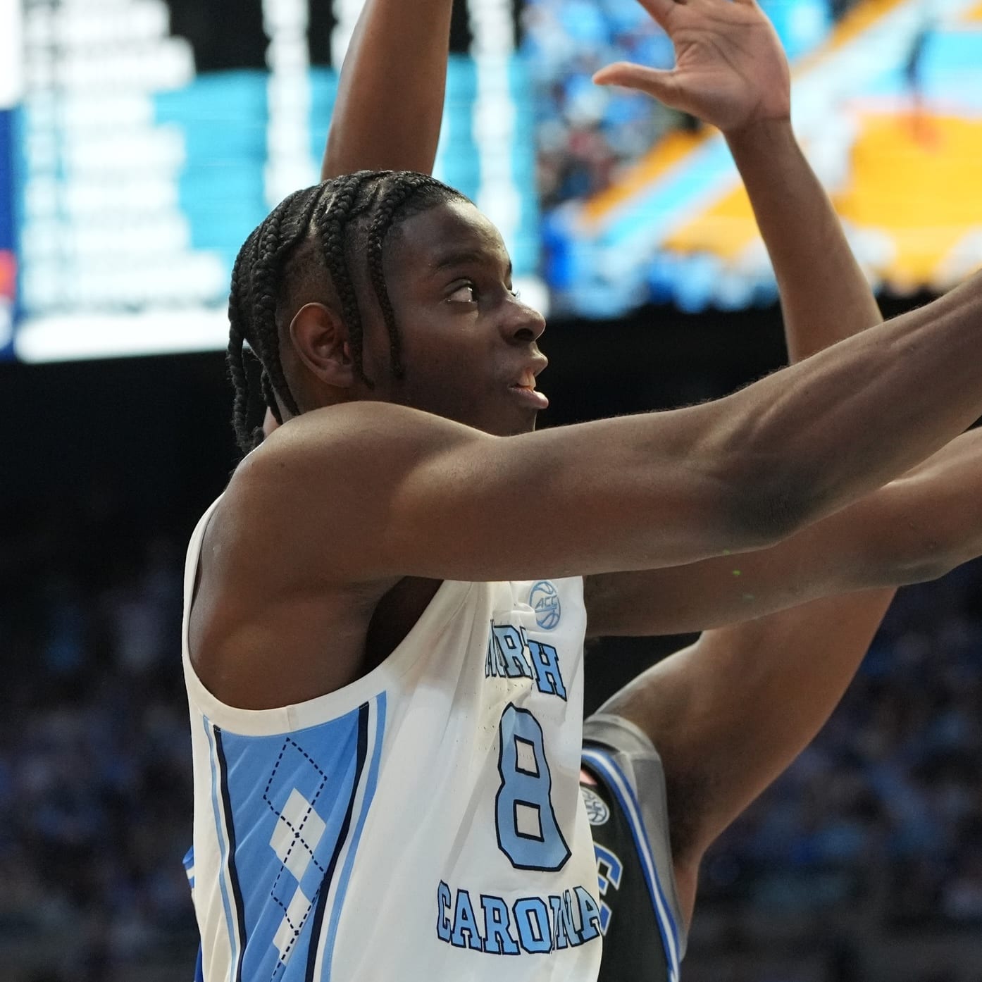 College Basketball DFS: Tuesday, February 10 Picks & Predictions