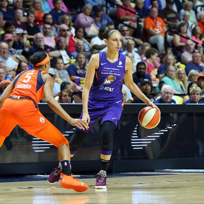 WNBA DFS Breakdown: Sunday