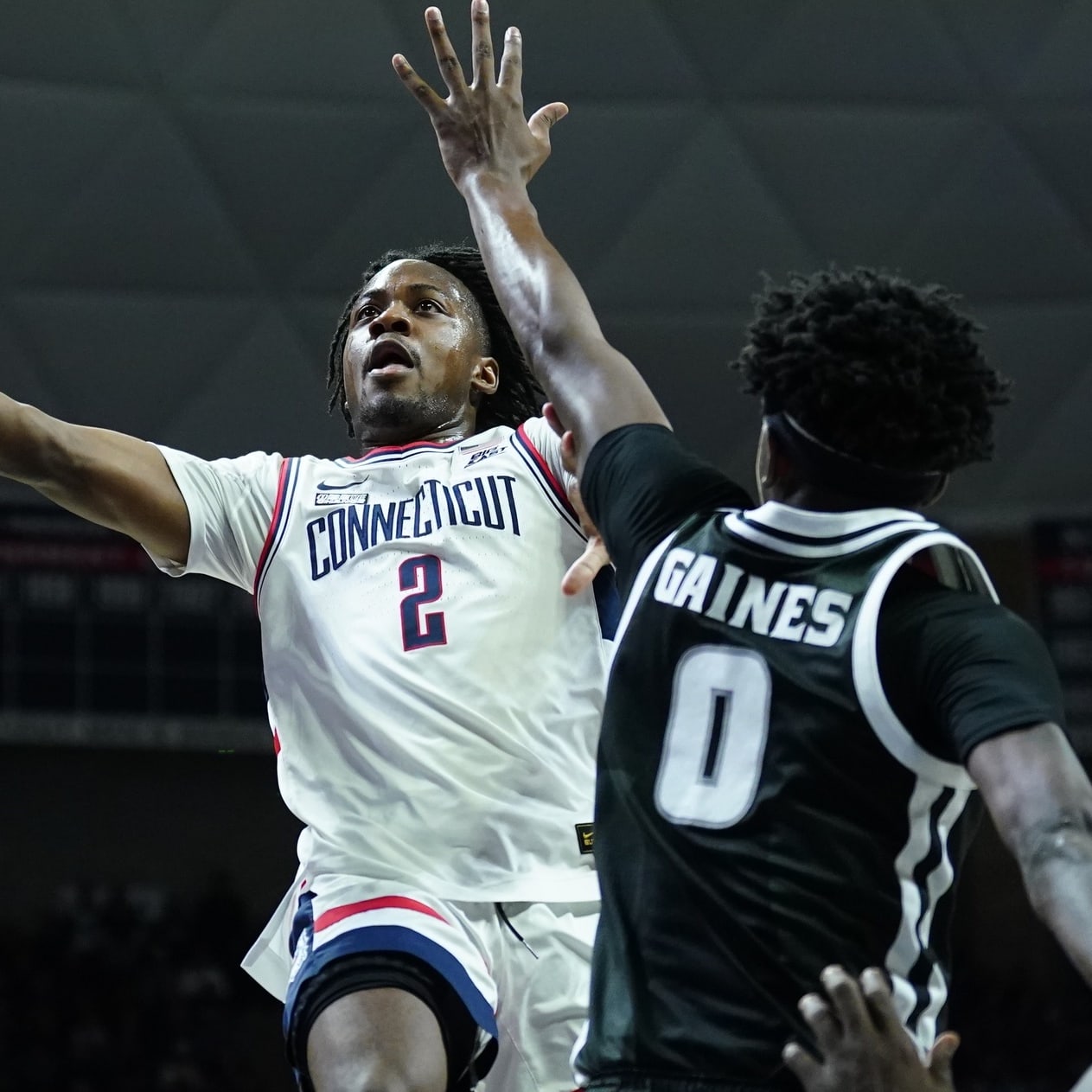 DFS College Basketball: Tuesday Preview and Picks