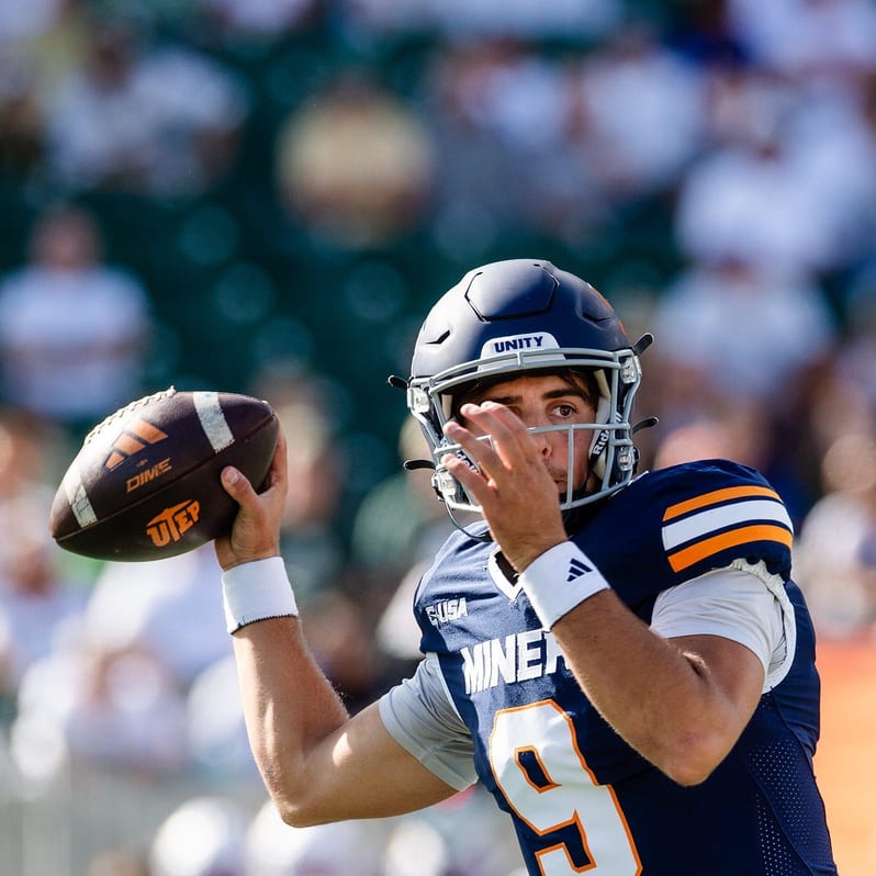 CFB Waiver Wire: Players to Pick Up Week 14 (Championship Week)