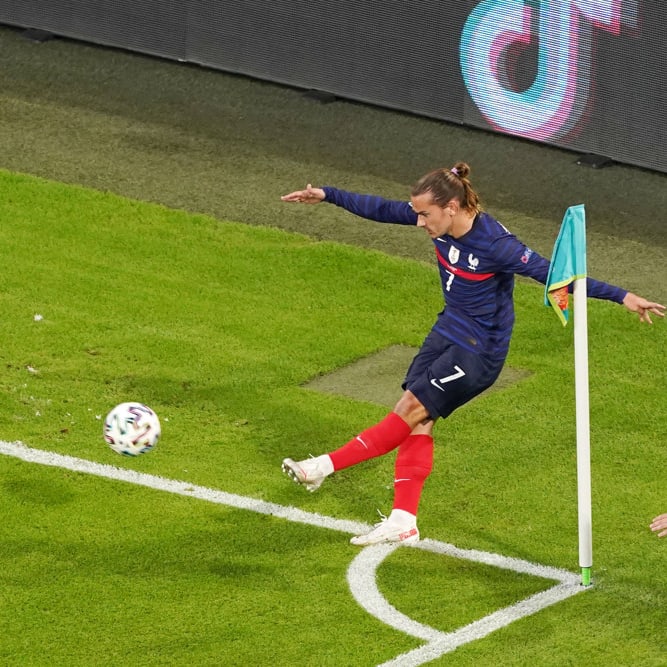 DraftKings Fantasy Soccer: Saturday UEFA Euro 2020 Picks