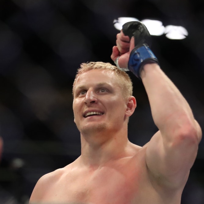 UFC Shanghai Walker vs. Zhang DFS Analysis: Drake's Takes