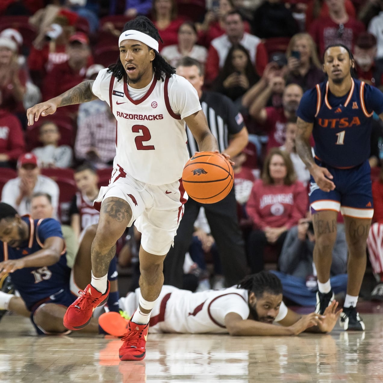 College Hoops Barometer: Lanier, Fland, Wolf Rising