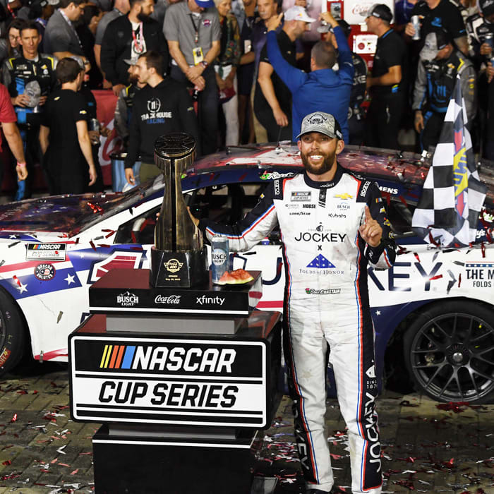 NASCAR Barometer: Last to First for Ross Chastain at Charlotte